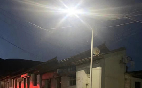 农村院子里最适合的乌鲁木齐太阳能路灯亮度与安装要点