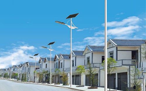 乌鲁木齐太阳能路灯配置与在乡村道路照明中的应用