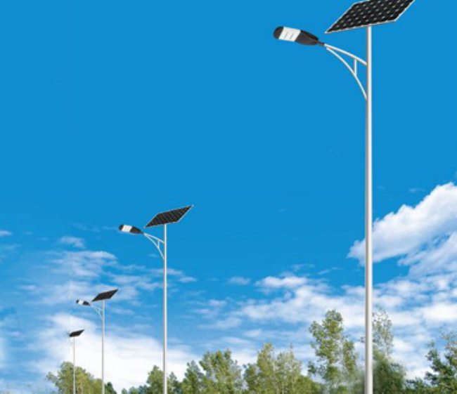 乌鲁木齐太阳能路灯维护时，这些细节别忽略！